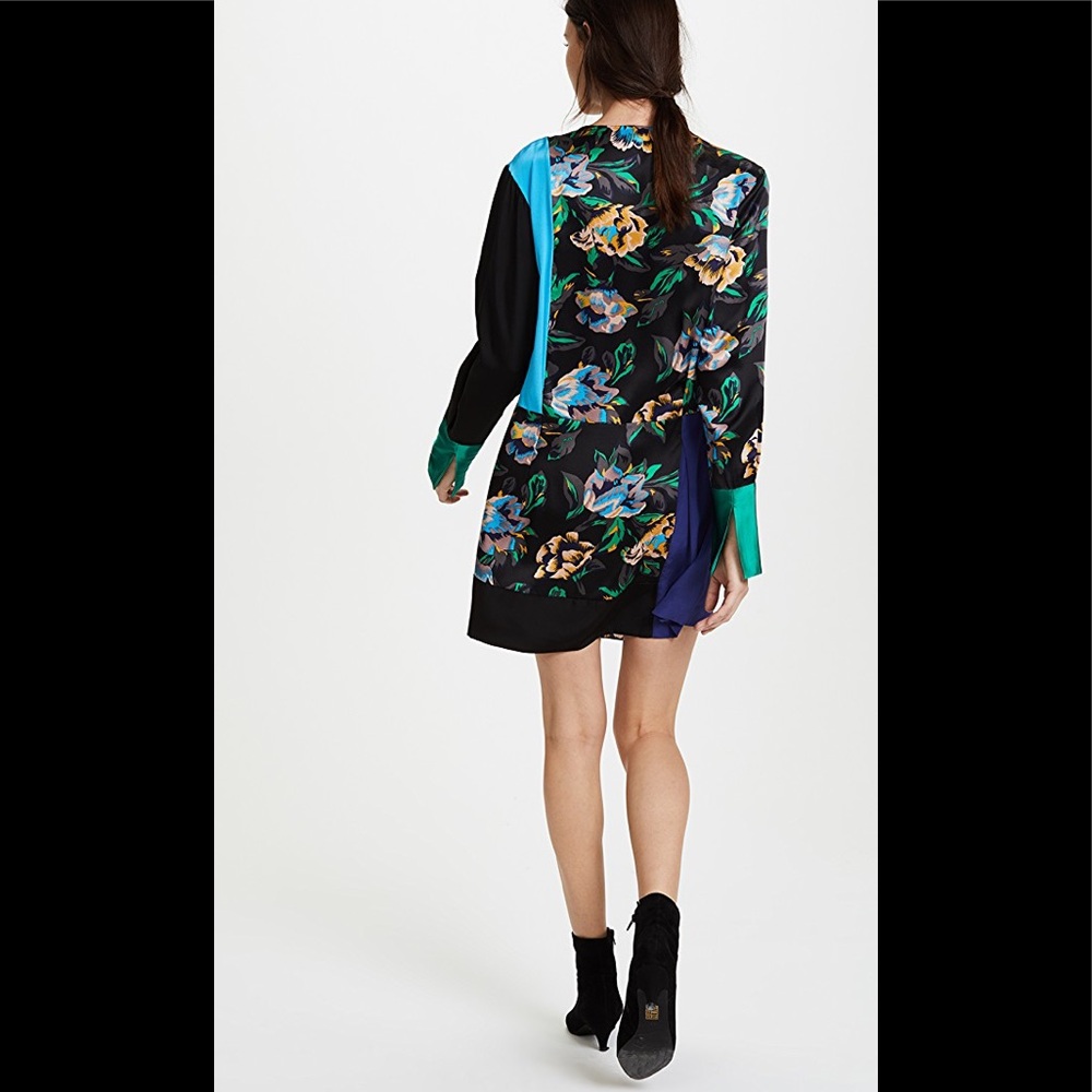 Diane Von Furstenberg Long Sleeve Crossover Dress - Picture 10 of 16
